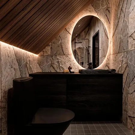 Hotell Eight Seasons
