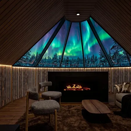 Eight Seasons Hotell 5*